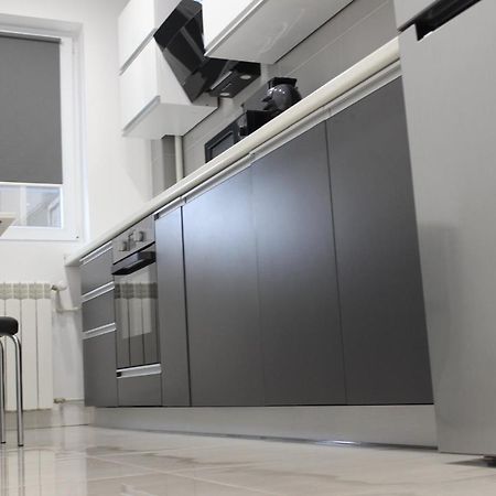 Luxury City Center Apartment - Romana Bucureşti Exterior foto