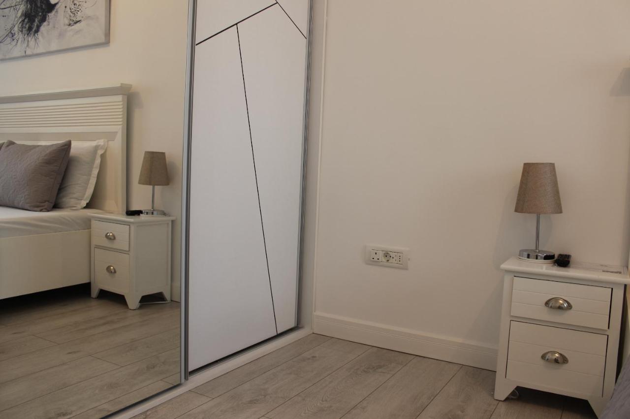 Luxury City Center Apartment - Romana Bucureşti Exterior foto