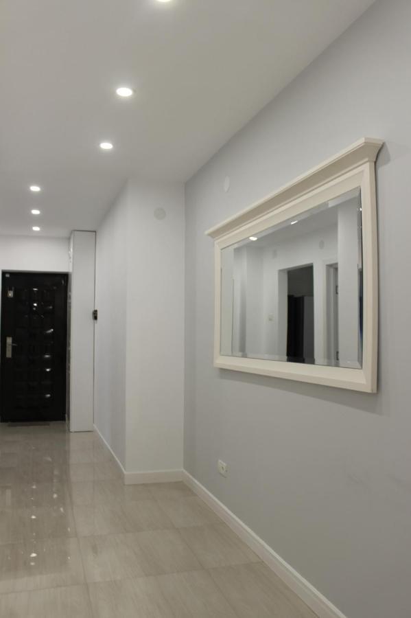 Luxury City Center Apartment - Romana Bucureşti Exterior foto