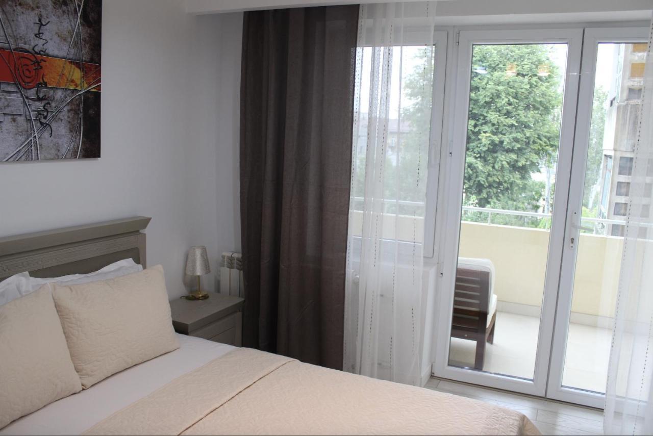 Luxury City Center Apartment - Romana Bucureşti Exterior foto