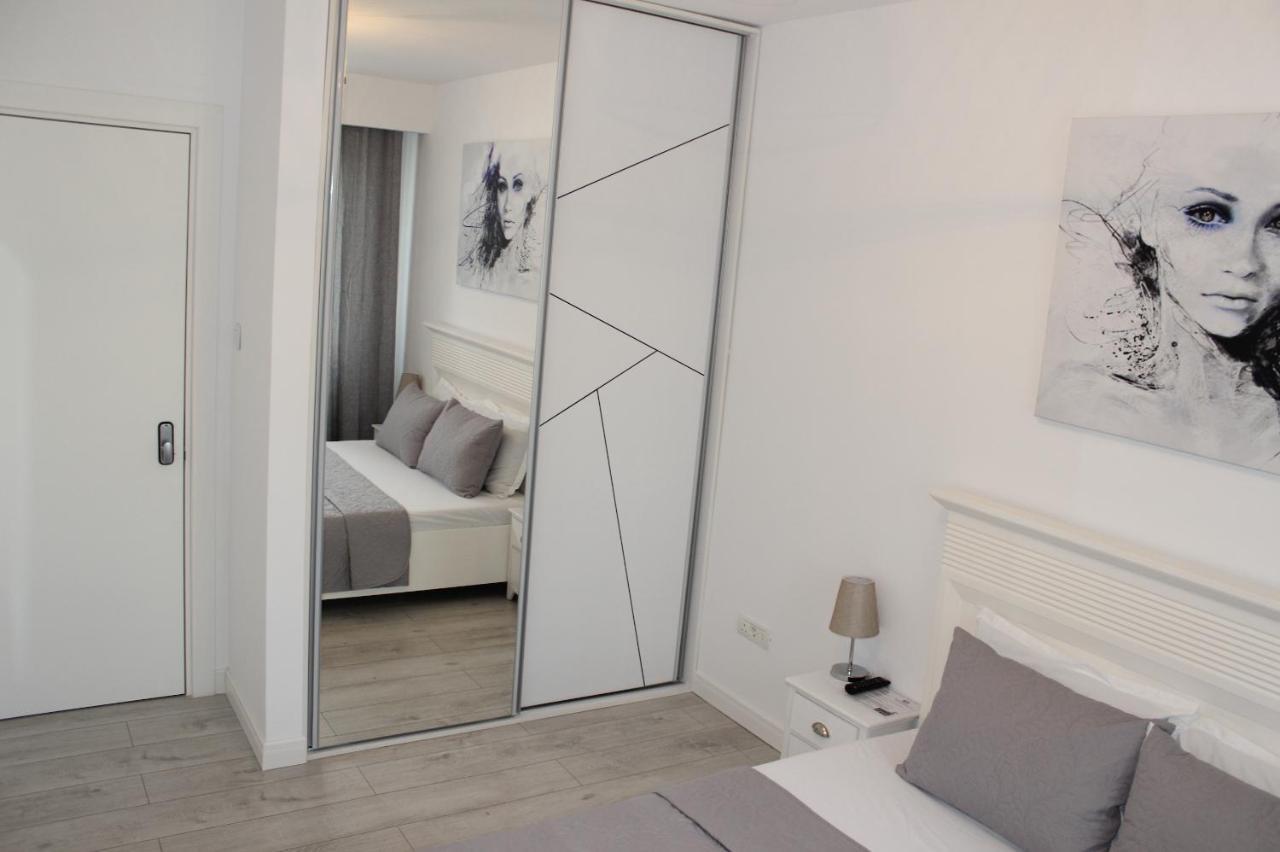 Luxury City Center Apartment - Romana Bucureşti Exterior foto