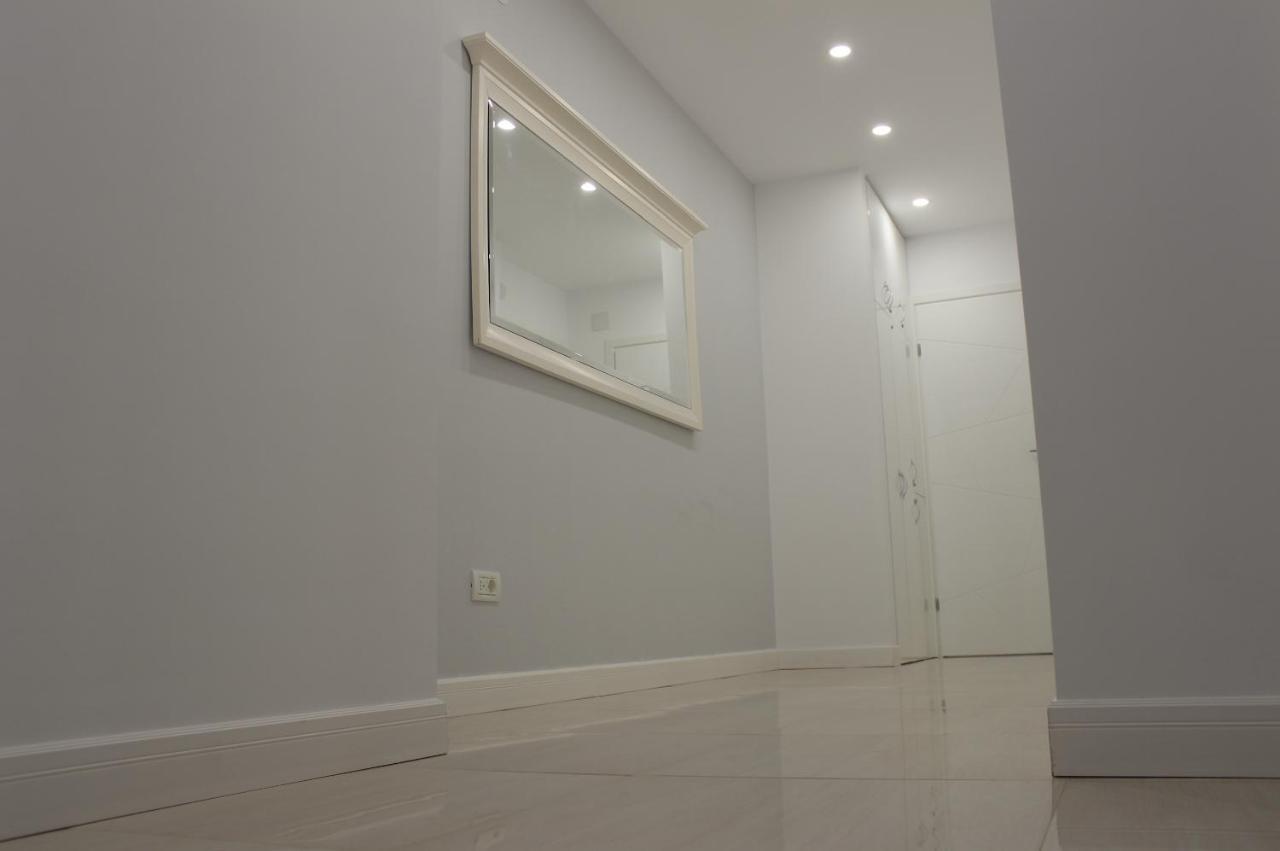 Luxury City Center Apartment - Romana Bucureşti Exterior foto